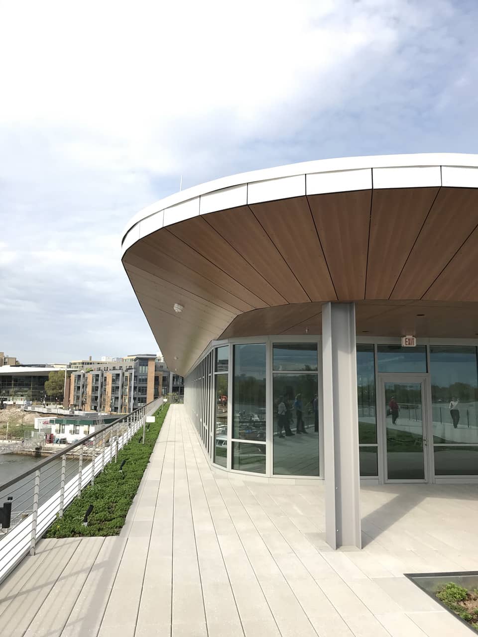 the-wharf-pier-4-img1